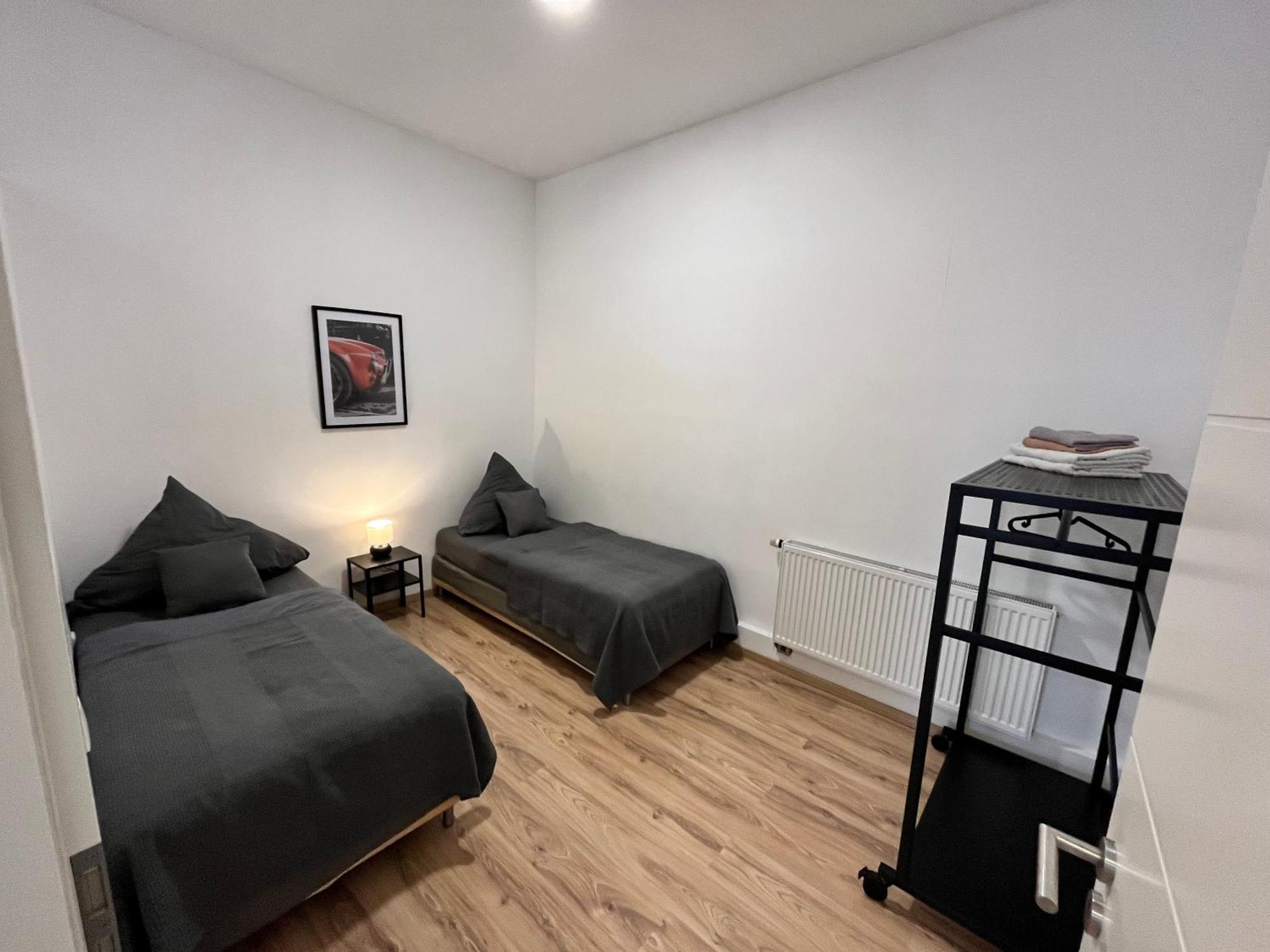 Apartment Central 10B 40Qm Wi-Fi Free Parking Calm Back House Dortmund Kültér fotó