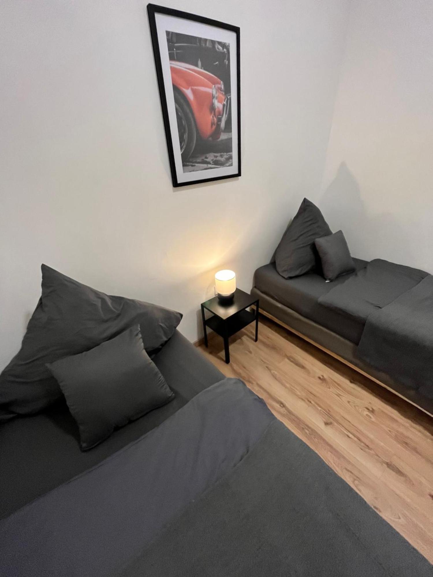 Apartment Central 10B 40Qm Wi-Fi Free Parking Calm Back House Dortmund Kültér fotó