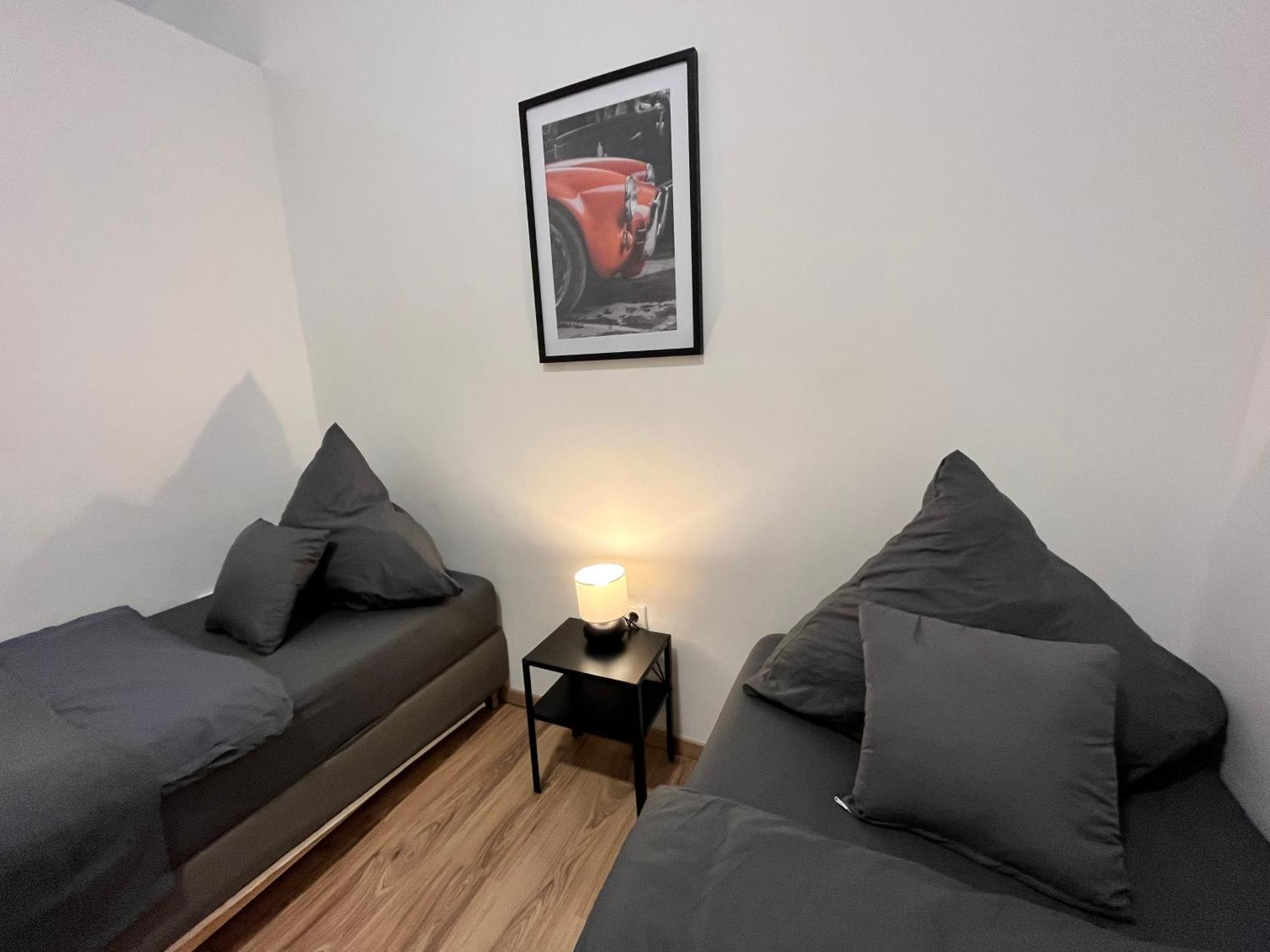 Apartment Central 10B 40Qm Wi-Fi Free Parking Calm Back House Dortmund Kültér fotó
